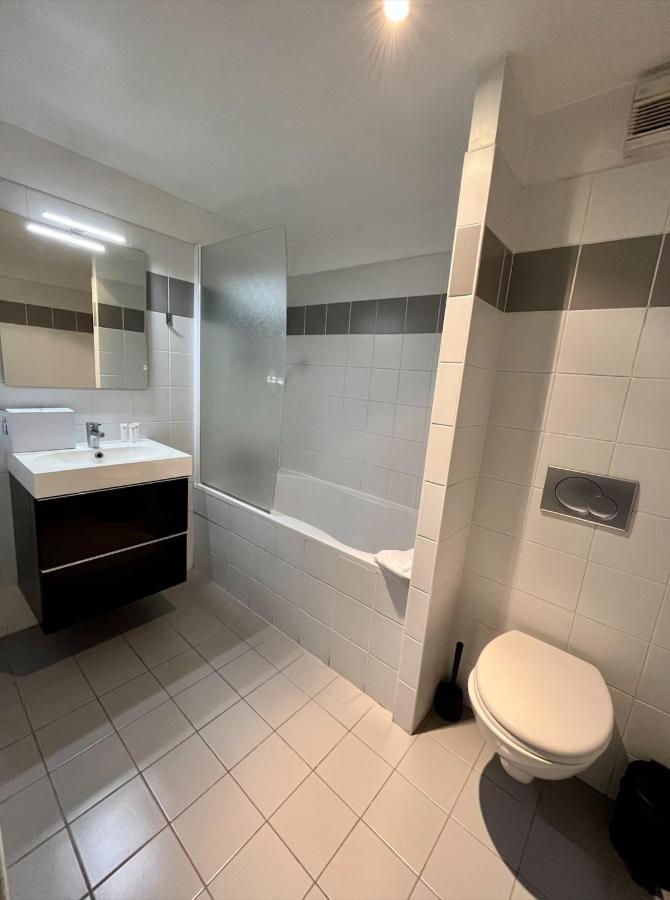 Apartament Charmant Studio Dans Un Immeuble Paris 5 Zewnętrze zdjęcie